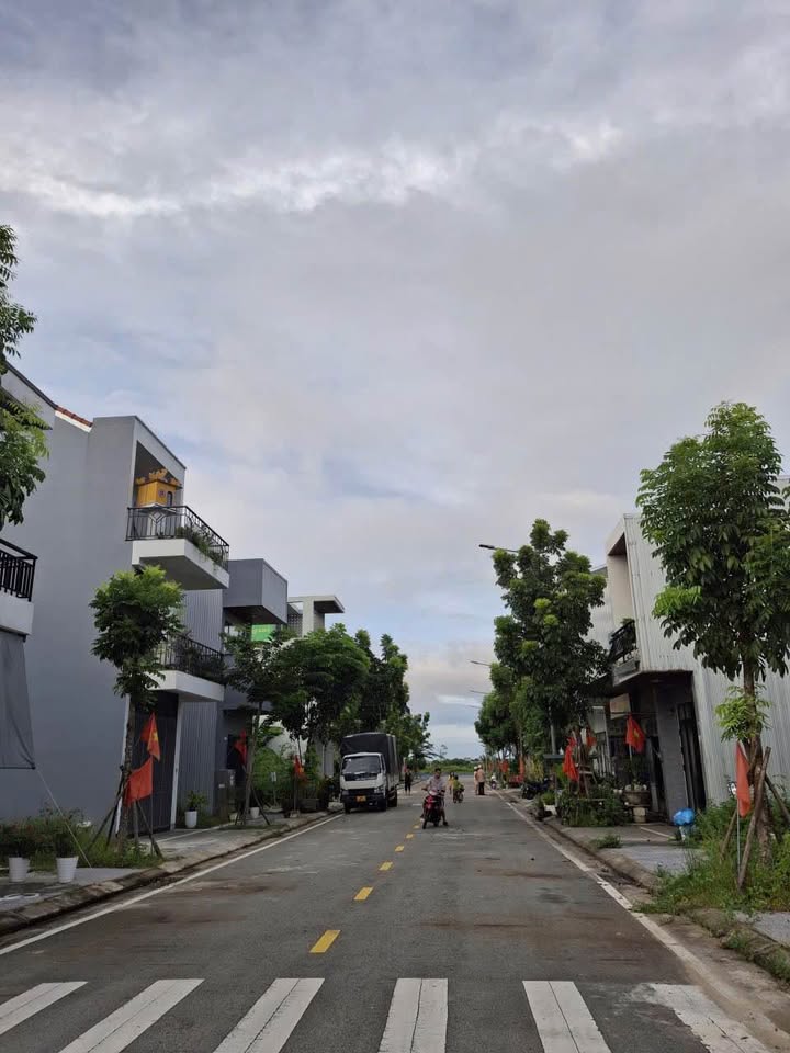 Đất nền Phú Xuân, Huế 60m² chỉ 1.3 tỷ - Sổ đỏ chính chủ!