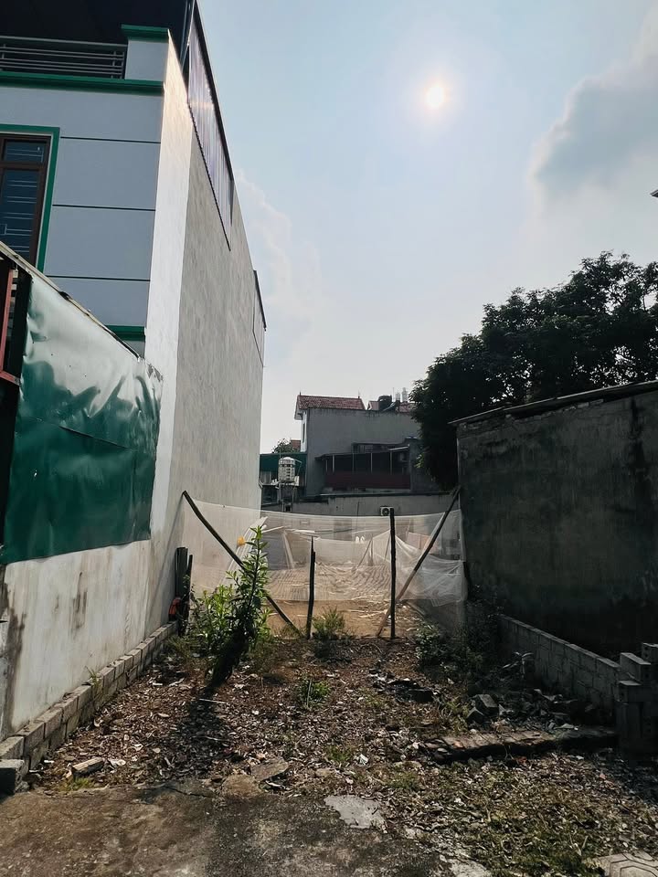 Đất nền Xuân Mai 100m² Sổ đỏ chính chủ - Đường ô tô tránh