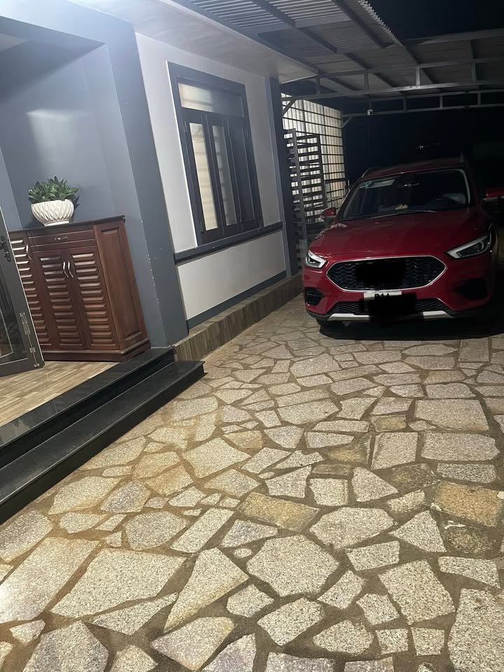 Nhà Nguyên Căn Pleiku 2PN - Sân Rộng Đậu 2 Ô Tô - Giá 3 Triệu/Tháng