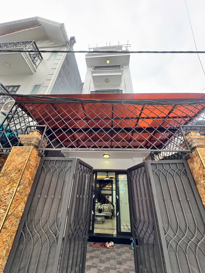 Bán nhà 4 tầng Chợ Hàng Lê Chân 90m² 5.6 tỷ - Có thang máy hiện đại