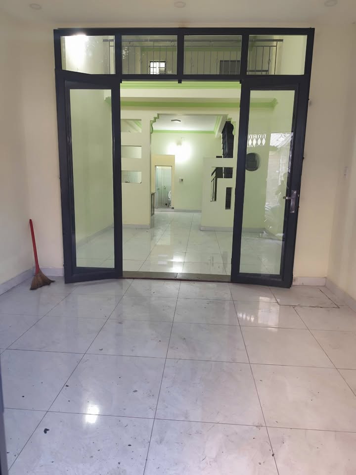 Nhà 64m² P. Thới An, Q12 - 3PN, Xe Hơi Ngủ Trong Nhà, Giá 7.5 Triệu