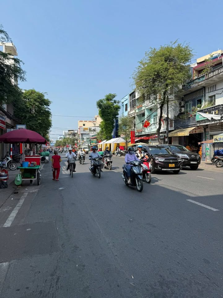 Nhà Mặt Tiền Tùng Thiện Vương Q8 29m² 6.3 Tỷ - Vị Trí Đắc Địa Kinh Doanh Ngay!