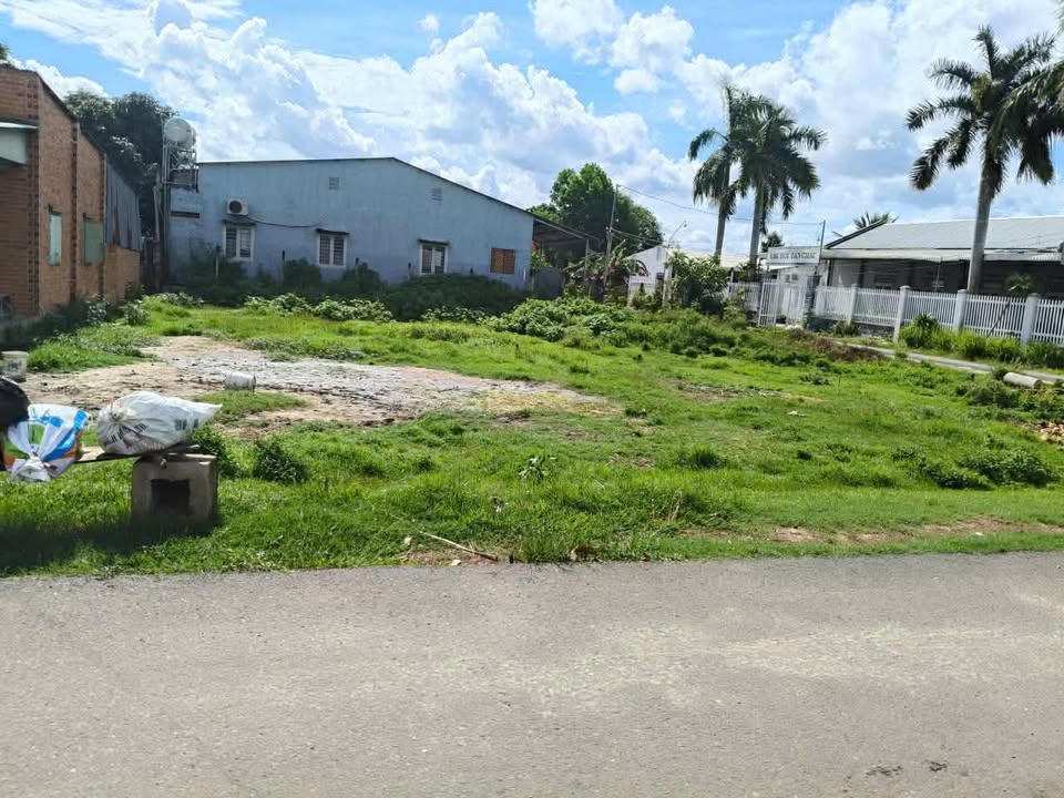 Đất nền Tân Châu 110m² - Sổ đỏ sẵn, thích hợp kinh doanh