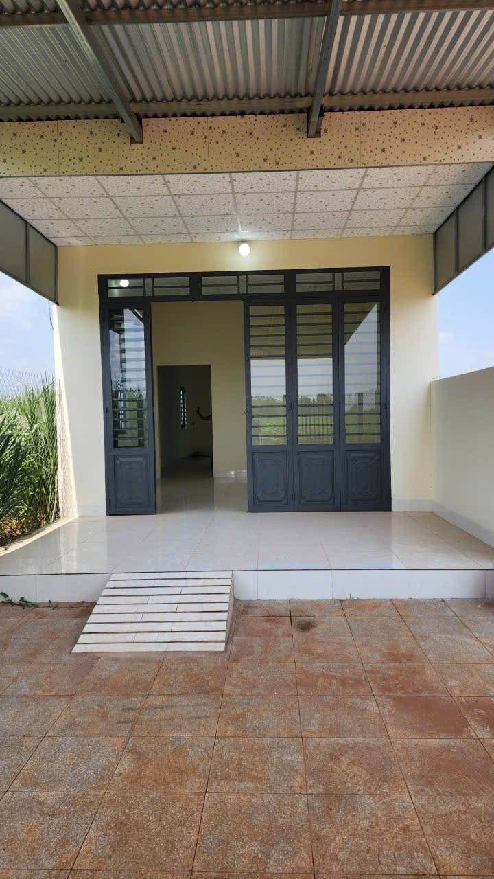 Nhà riêng Suối Đá Tây Ninh 160m² chỉ 648 triệu - Ô tô vào tận nhà!