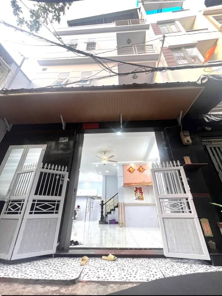 Bán nhà Quận 11 hẻm xe tải 58m² giá 6.098 tỷ - Sẵn sàng ở ngay!