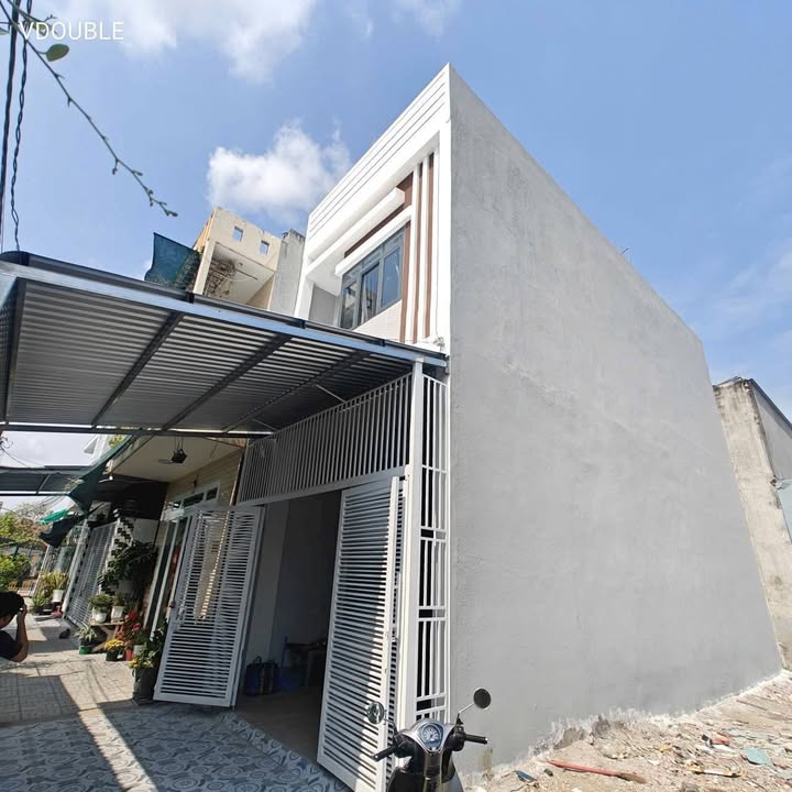 Nhà Trệt Lầu 3PN Hẻm Ô Tô Đường CMT8 Cần Thơ - Giá 6.5 Triệu/Tháng