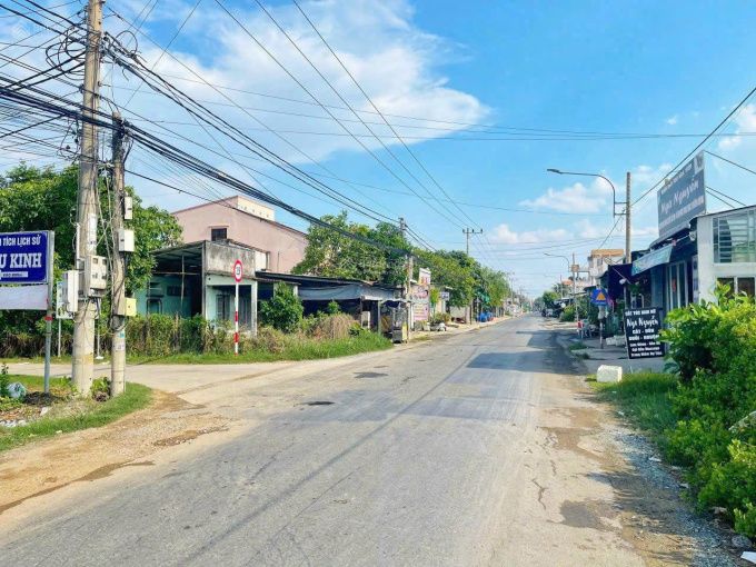 Nhà cấp 4 Cần Giuộc 120m² - Vị trí đẹp, kinh doanh sầm uất!