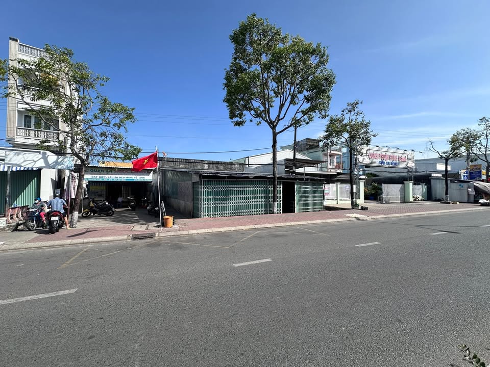 Đất nền tặng dãy trọ Phường 9, TP Cà Mau 320m² - Đầu tư sinh lời ngay!