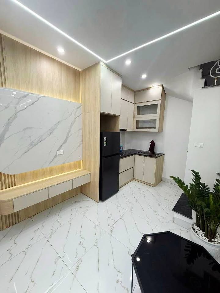 Nhà riêng Thanh Nhàn 20m² 5 tỷ - Full nội thất, xây mới hiện đại!
