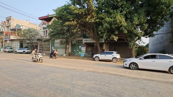 Nhà 3 tầng Tam Hồng - Yên Lạc, Vĩnh Phúc - Thích hợp kinh doanh