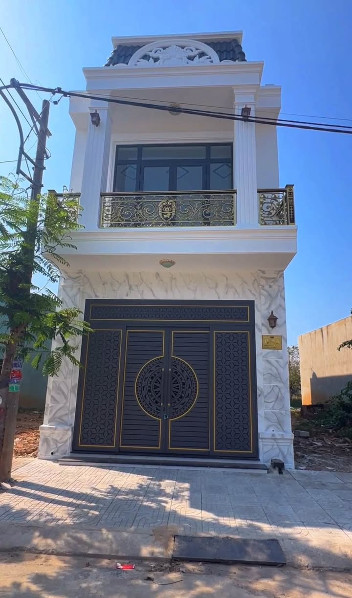 Nhà phố KDC Xuyên Á 80m² giá 3.65 tỷ - Sổ hồng sẵn, ở ngay!