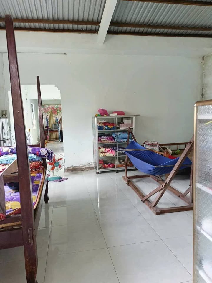 Nhà Mặt Tiền Lộc Thuận, Bến Tre - 550 Triệu, Sẵn Sàng Vào Ở Ngay!