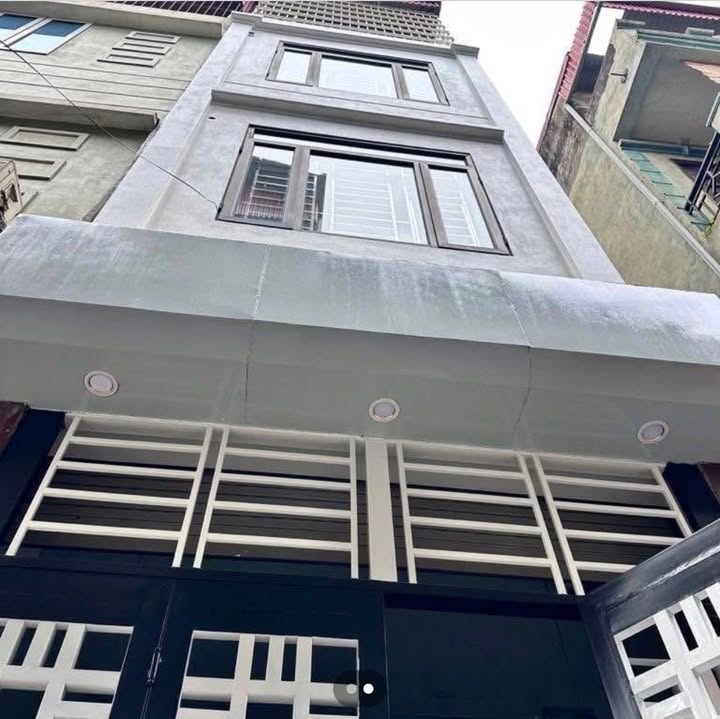 Nhà riêng Đông La Hoài Đức 38m² giá 9 tỷ - Ô tô vào tận nhà, sổ đỏ sẵn!