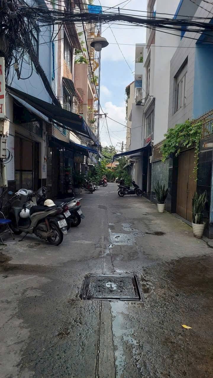 Nhà Góc 2 Mặt Tiền Đồng Nai, Q.10 - 51.3m² - 12.8 Tỷ - Kinh Doanh Đa Ngành