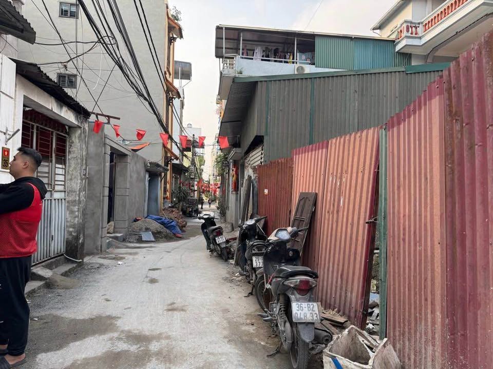 Đất nền Khuyến Lương Hoàng Mai 60m² - Sổ Đỏ Chính Chủ, Ô tô gần