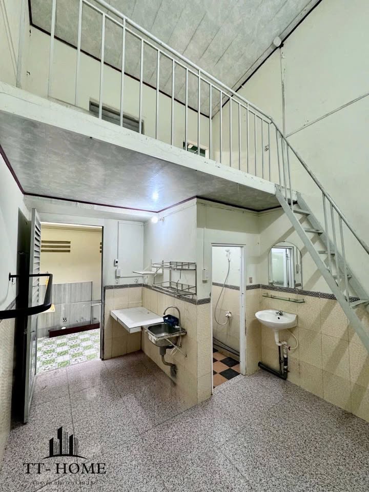 Phòng Trọ 24m² Lê Bình, Cần Thơ - Giá 1.5 Triệu/Tháng, Ban Công Thoáng Mát