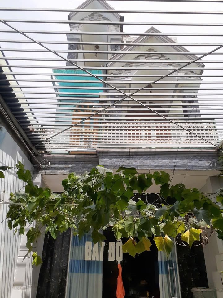 Nhà Mặt Tiền Nguyễn Thị Minh Khai, Thủ Đức - Kinh Doanh Sầm Uất, 380m², 12 Tỷ