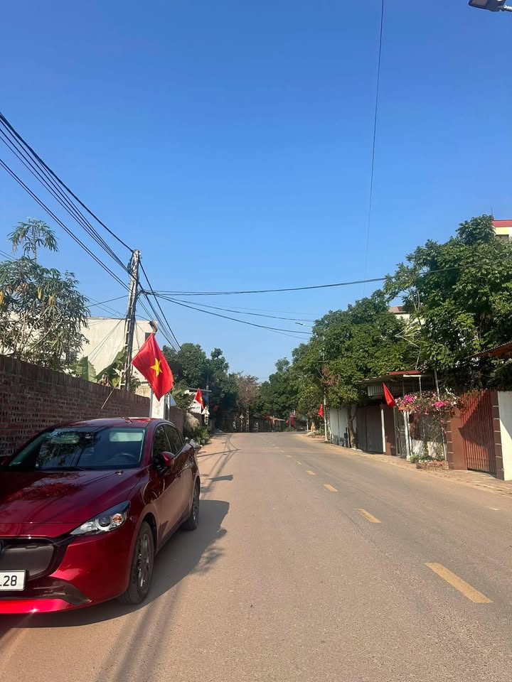 Cho thuê kho xưởng Tân Yên Bắc Giang 700m² - Hoạt động ngay!