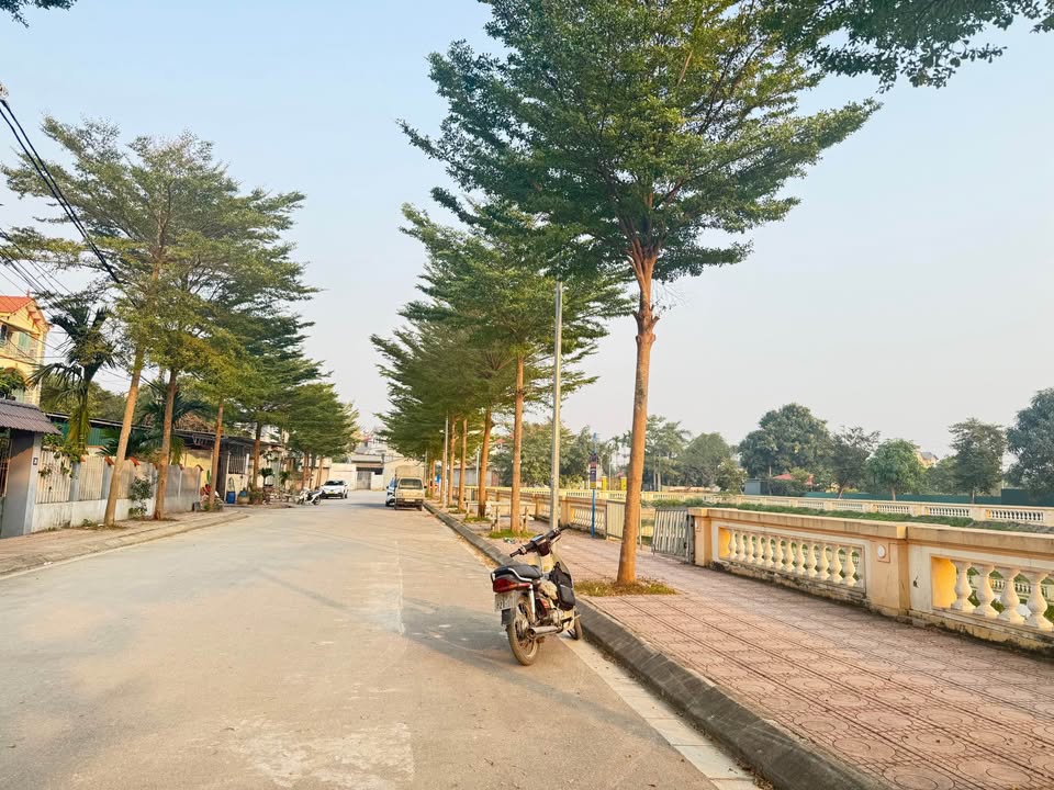 Đất nền Đông Anh 56m² giá 3 tỷ - Sổ đỏ chính chủ, tiềm năng cực lớn!