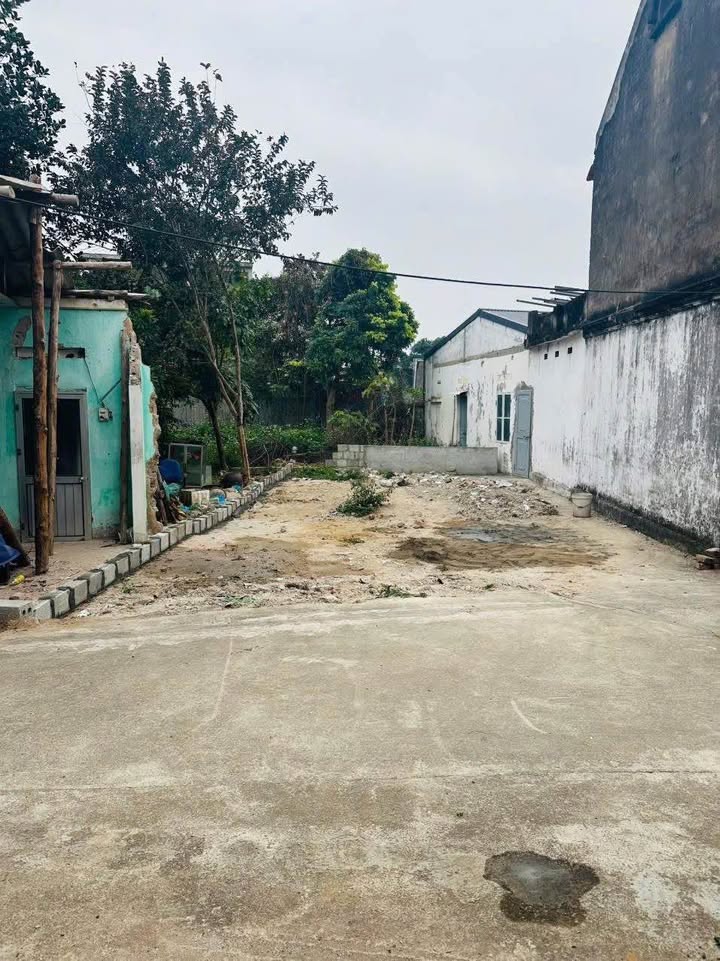 Đất nền Bà Triệu, Lạng Sơn 75m² - Ô tô đỗ cửa, sổ đỏ sẵn sàng!