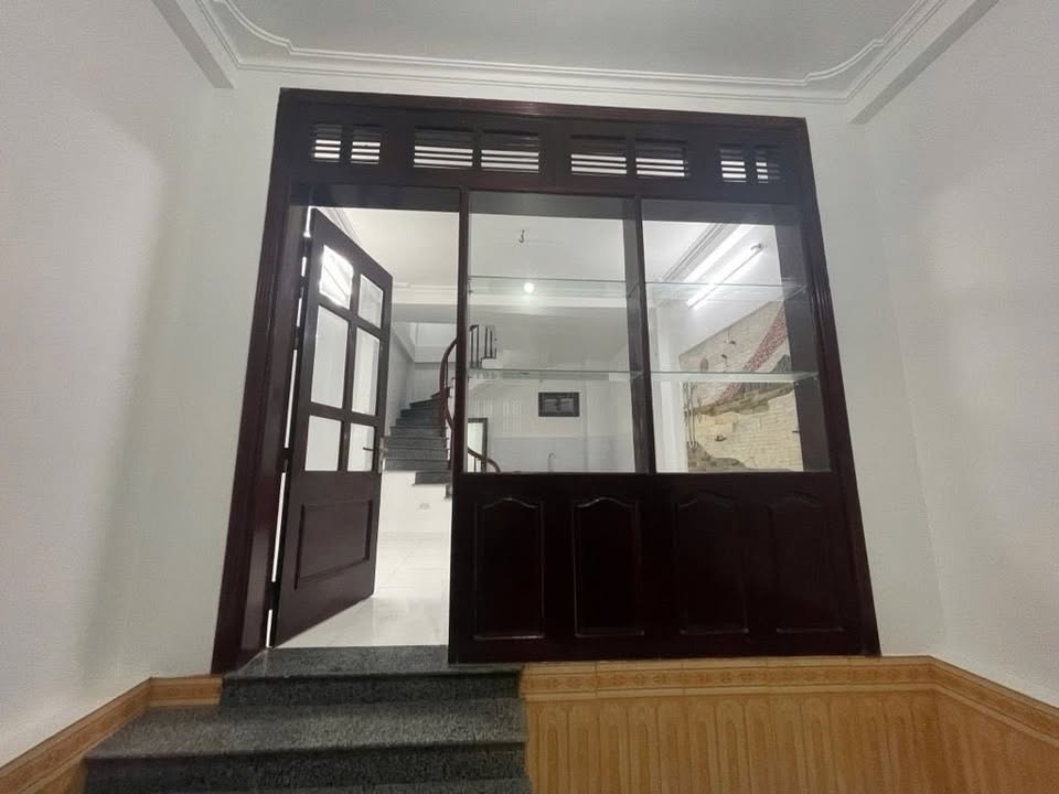 Nhà 35m² 5 tầng, 2 thoáng, 7.x Tỷ tại Tây Mỗ - Sổ đỏ nở hậu