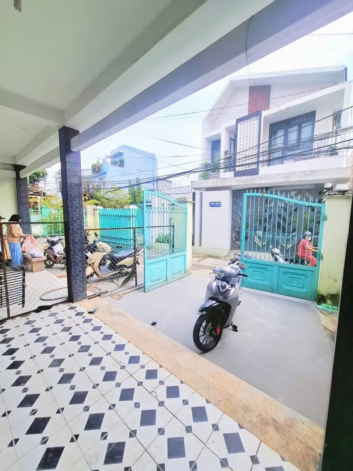 Nhà 100m² Phường Tân Hạnh, Biên Hòa - Giá 5.5 Triệu, Sẵn Sàng Ở Ngay