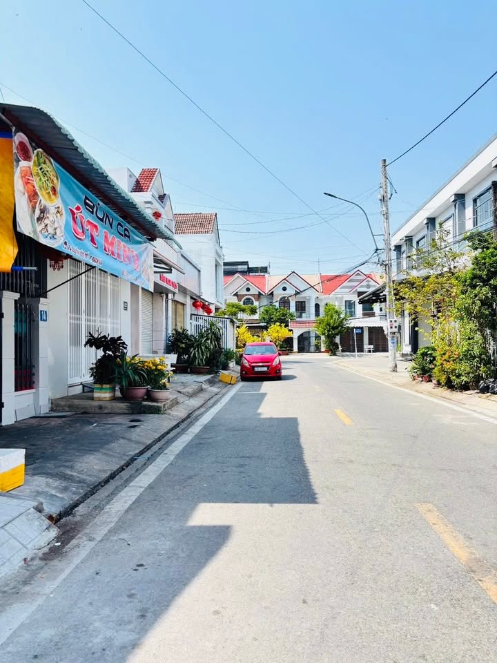 Nhà mặt tiền Nguyễn Văn Tố Rạch Giá 100m² 2.96 tỷ - Vị trí đắc địa