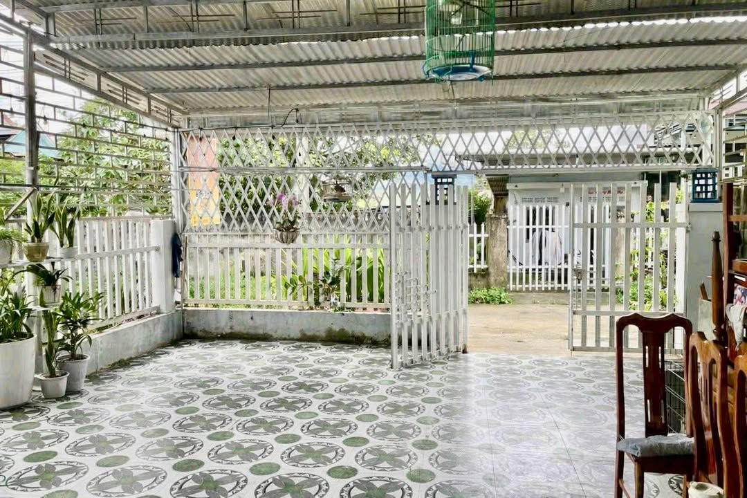 Nhà 2 MT Hẻm Sâu Chợ Tân Bùi, Bảo Lộc - 216m² Full Thổ Cư, Sẵn Ở