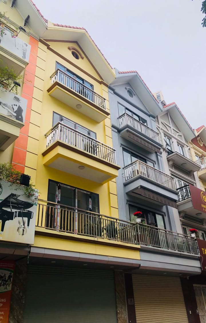 Nhà Phố Văn Quán Hà Đông 85m² giá 24 tỷ - Mặt tiền kinh doanh đắc địa