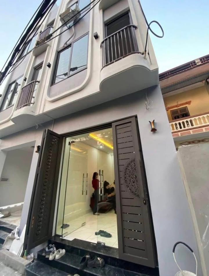 Nhà riêng Chi Đông, Mê Linh 40m² - Giá tốt hiếm có, sổ hồng sẵn!