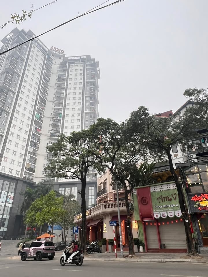 Cho thuê MBKD Vũ Phạm Hàm, Cầu Giấy - 750m² x 5 tầng, Kinh doanh sầm uất