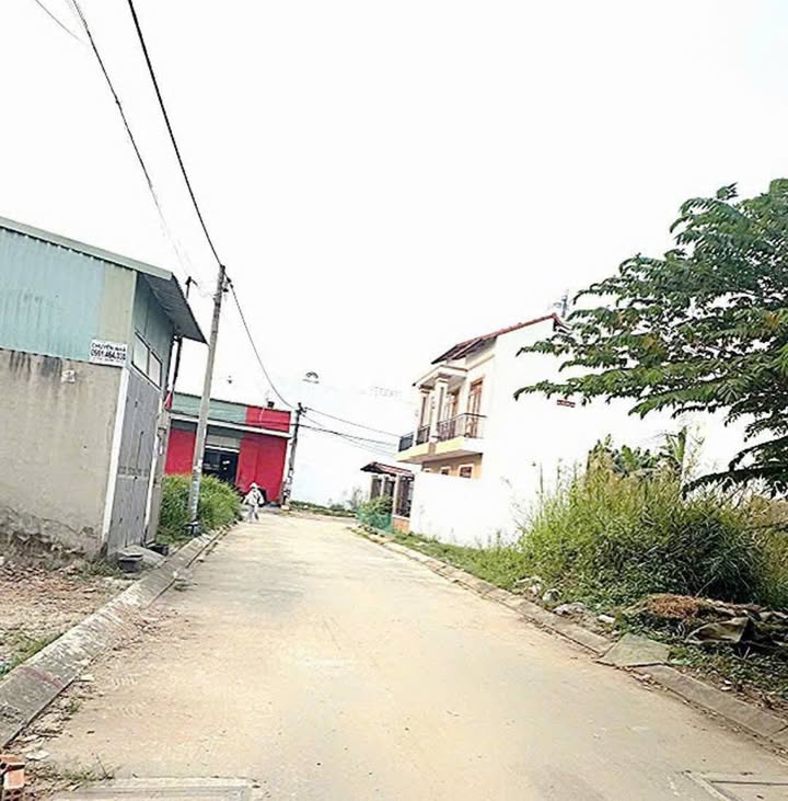 Đất nền Phú Hữu Q9 54.6m² 4.25 tỷ - Sổ hồng sẵn, xây tự do!