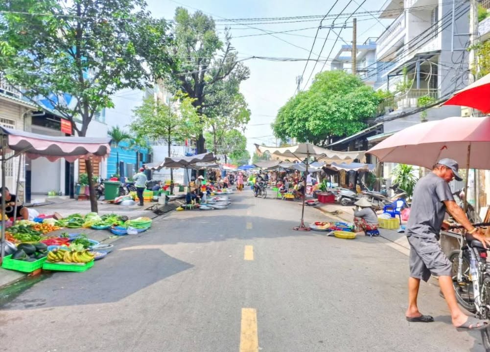 Nhà Phố Phạm Thế Hiển Quận 12 120m² - Mặt tiền kinh doanh đắc địa!