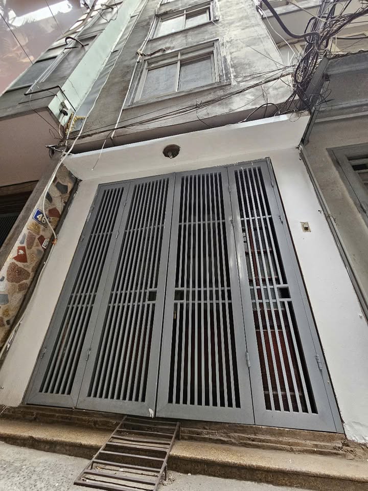 Nhà Riêng Ngõ 50 Võng Thị, Tây Hồ 225m² - Sẵn sàng vào ở!