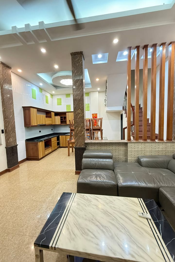 Nhà Riêng Ngõ 94 Ngọc Khánh 45m² 17 Triệu - Sẵn Sàng Ở Ngay!