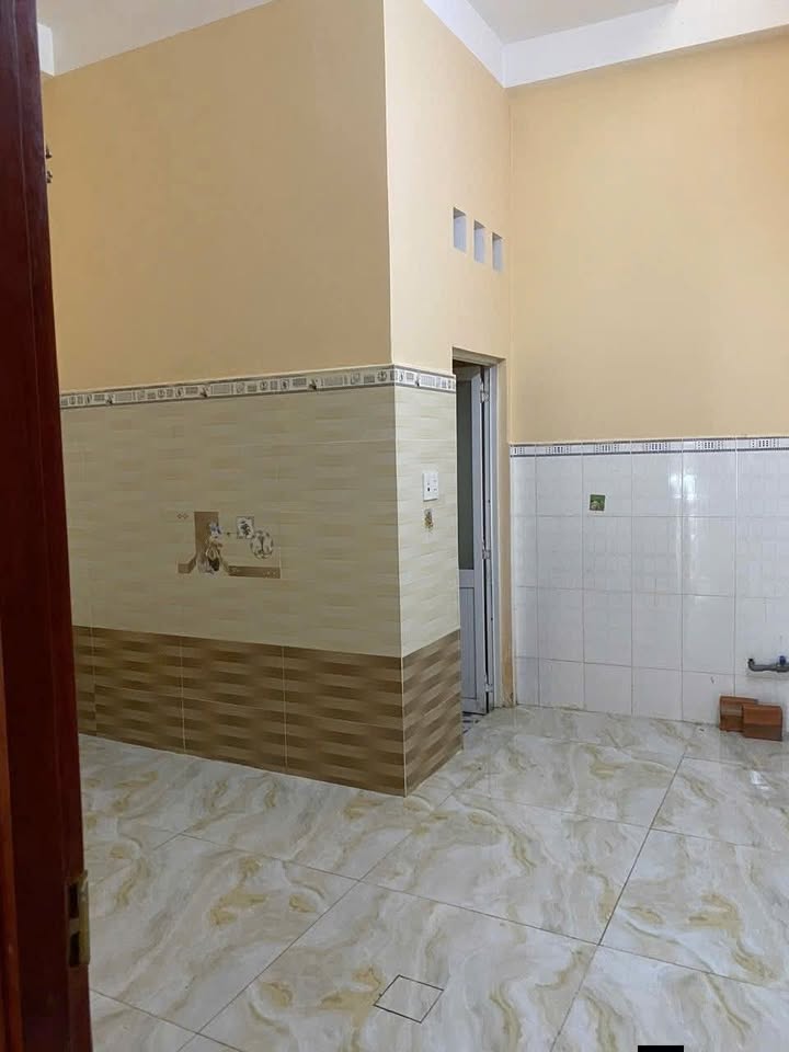 Cho thuê nhà 68m² Hóc Môn - 3PN, 2 Tầng, Gần Chợ Võ Thị Hồi