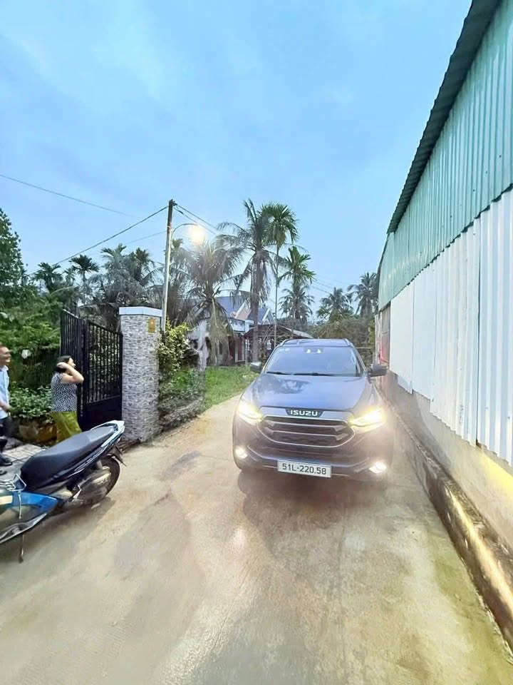 Bán Đất Tặng Nhà Vườn Dĩ An 232m² - Nghỉ Dưỡng Lý Tưởng!