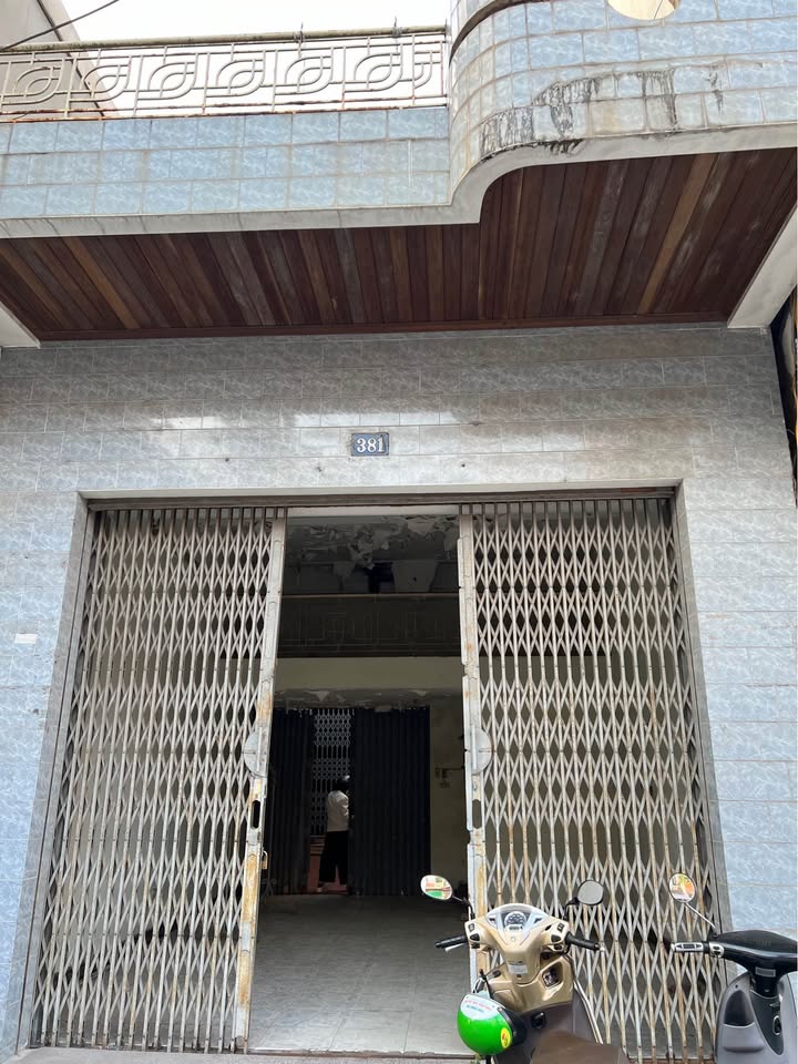 Nhà Phố 381 Hàn Thuyên, Nam Định 216m² - Mặt tiền kinh doanh đắc địa!