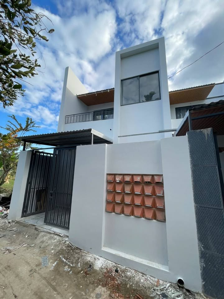 Nhà 2 Tầng Mới Xây Xã Vĩnh Thạnh, Nha Trang - Đường Oto, Thoáng Mát