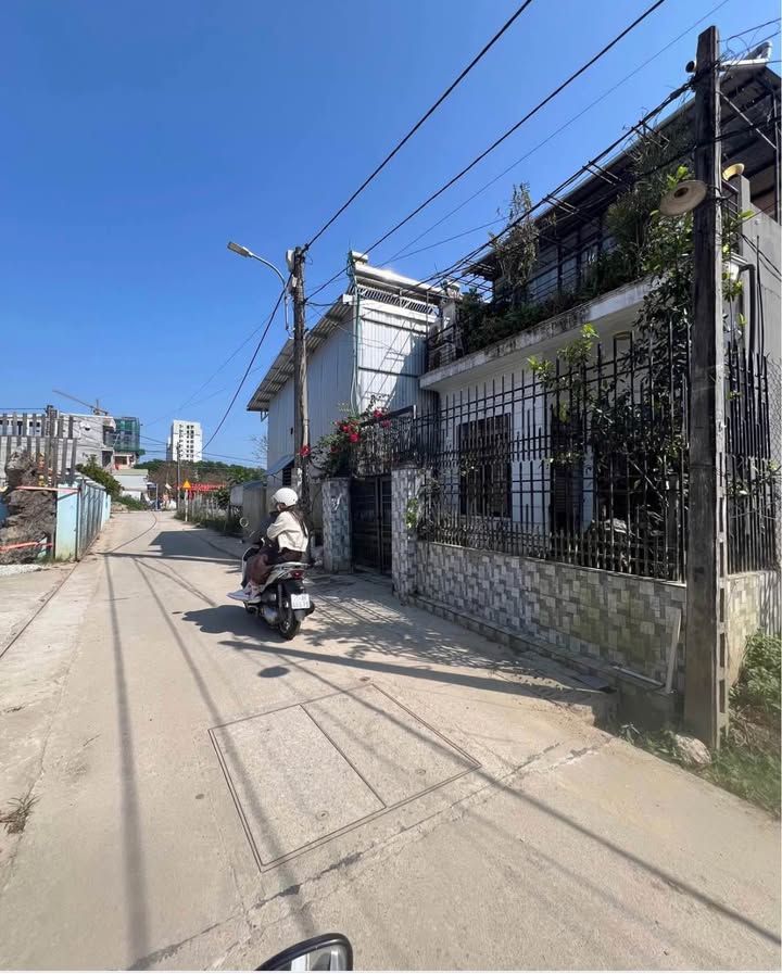 Nhà riêng Kiệt Nguyễn Viết Song Huế 100m² - Ô tô vào tận nhà!