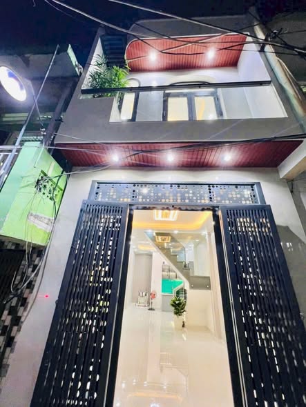 Bán nhà Quận 6 Cư xá Phú Lâm A 33m² 5.15 tỷ Sẵn sàng ở ngay