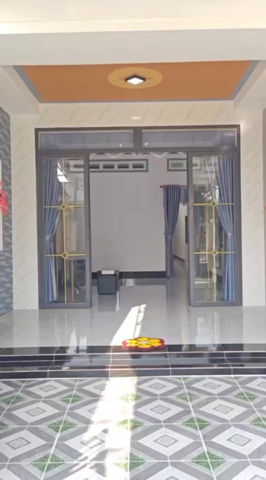 Nhà riêng Phường Long Hoa 140m² giá 1.557 tỷ - Sẵn sàng ở ngay!