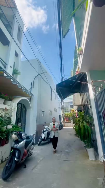 Nhà 70m² Hoàng Diệu, Đà Nẵng - 3PN Master, 3 Tầng, Sổ Hồng Sẵn Sàng