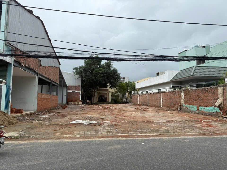 Đất nền mặt tiền Nguyễn Công Hoan, Cẩm Lệ - 144m², 6.95 tỷ, kinh doanh đắc lợi