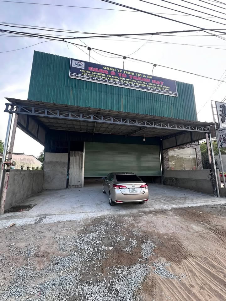 Cho thuê kho xưởng 500m² mặt tiền DT 744, Bến Cát - Giá 35 Triệu/Tháng