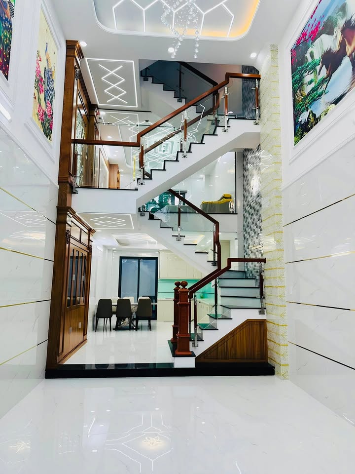 Nhà 5 Tầng 60m² HXH 7m, Aeon Tên Lửa, Bình Tân - 7 Tỷ