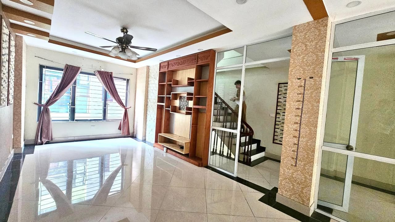 Cho thuê văn phòng phố Kim Giang, Hoàng Mai - Giá từ 4 triệu/tháng