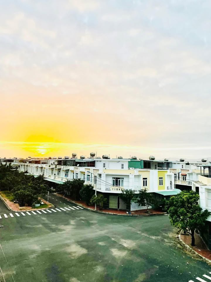 Nhà riêng Phú Đông, Tuy Hòa 3.5 triệu/tháng - Sẵn sàng ở ngay!