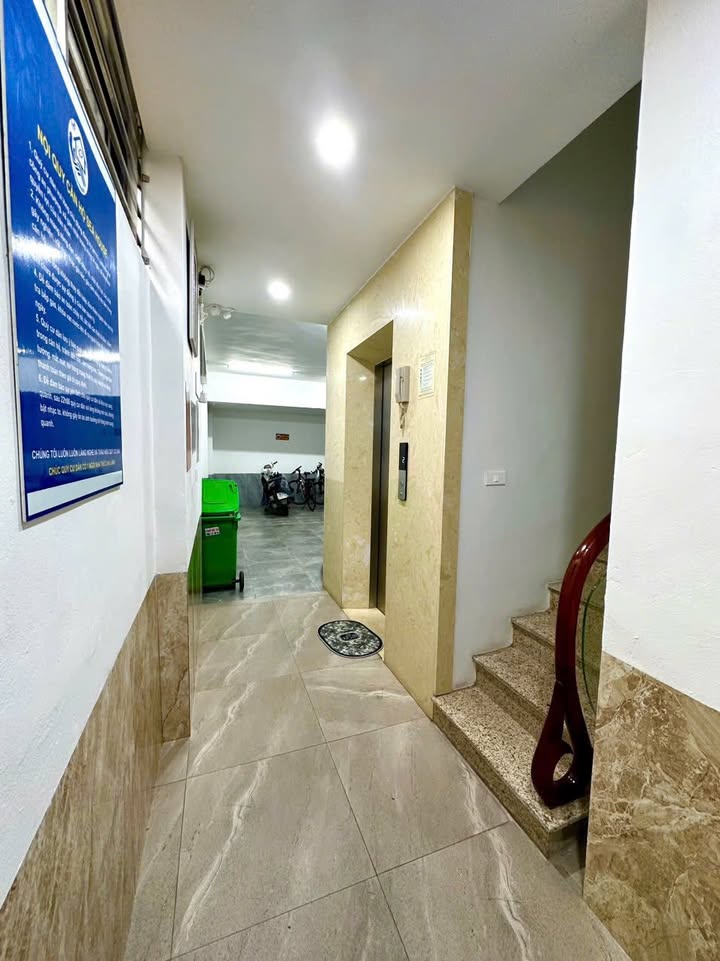 Cho thuê Studio Nguyễn Khánh Toàn, Cầu Giấy - 30m², Full Nội Thất, Giá 6 Triệu