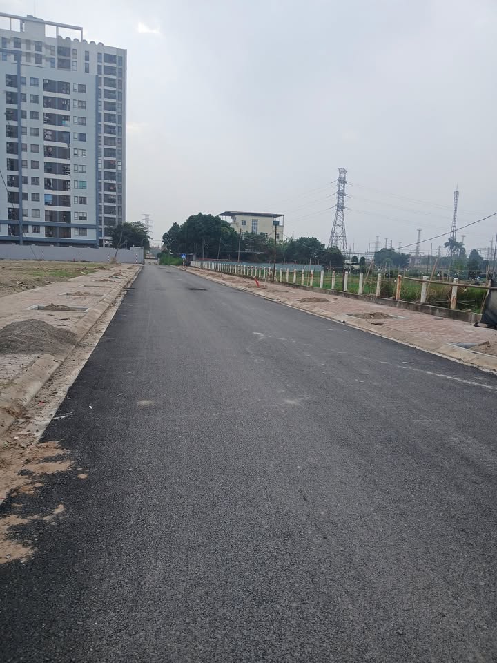 Nhà 32m² 5 tầng Liên Mạc, Bắc Từ Liêm - Ngõ nông, gần phố, full nội thất